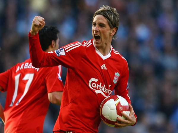 Bước chân vĩ đại: Sự nghiệp của cầu thủ Fernando Torres
